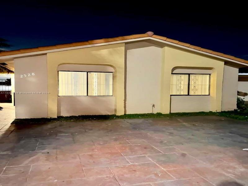 Property photo # 0