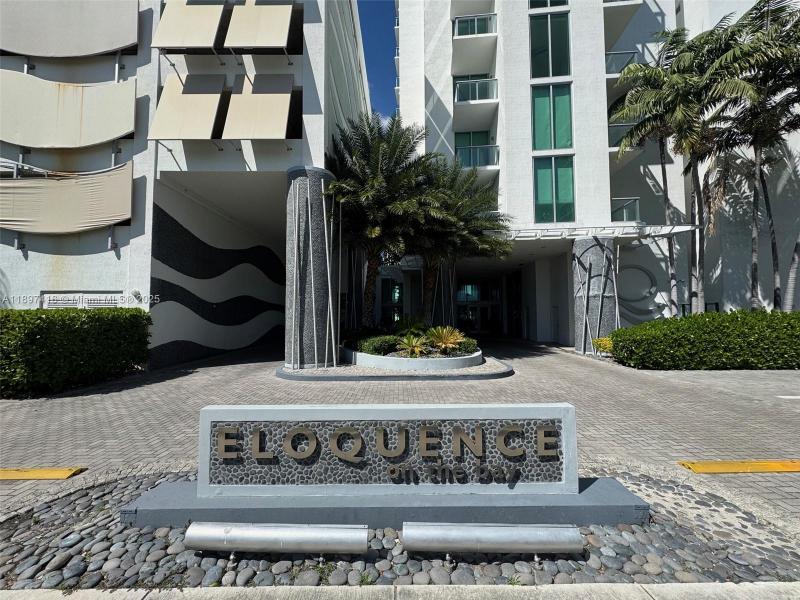 Comprar apartamento en Eloquence on the Bay 1202