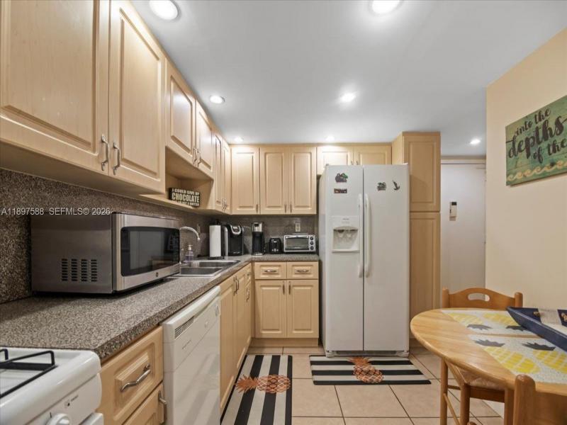 Apartment for rent at Parker Tower 207