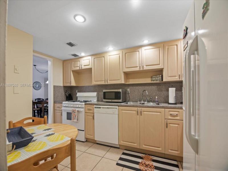 Apartment for rent at Parker Tower 207