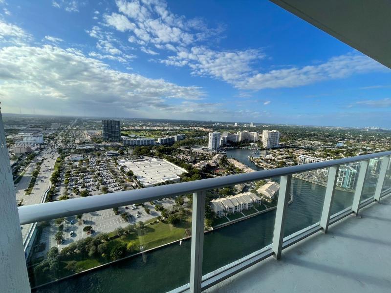 Condo for sale at Hyde Beach House R3306