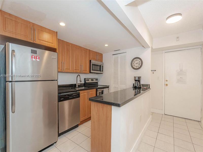 Property photo # 9