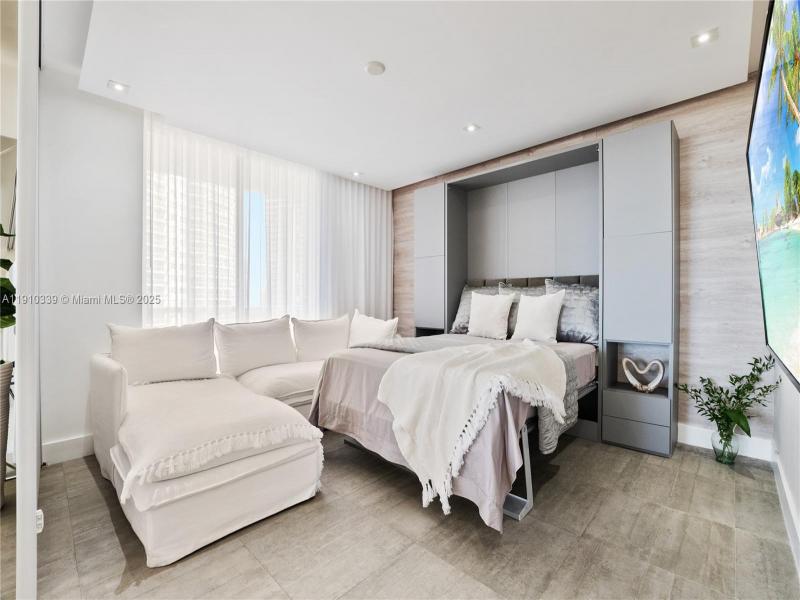 Comprar apartamento en Hamptons West 808