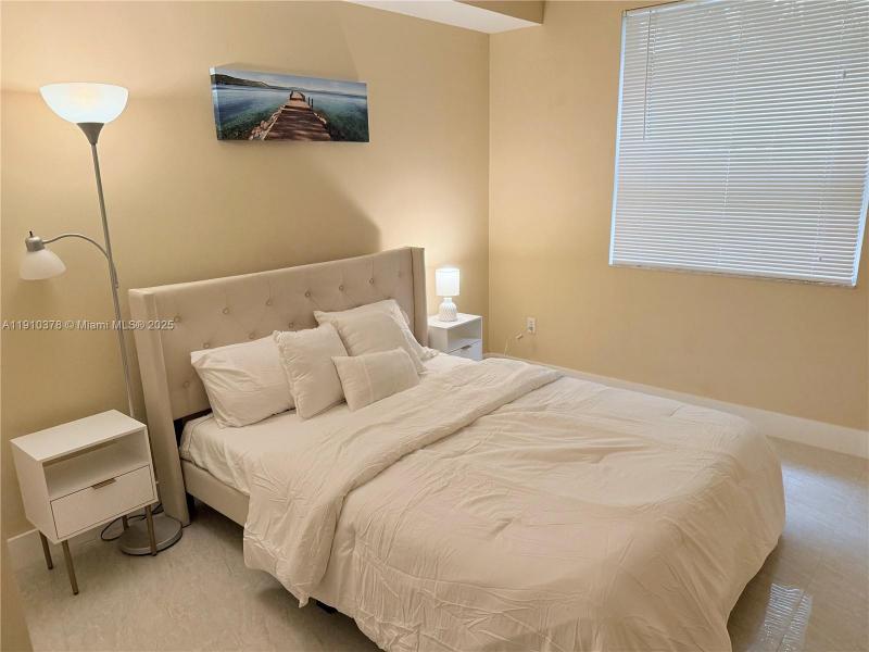 Comprar apartamento en Porto Bellagio 2102