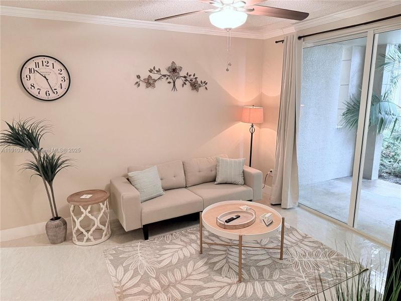 Comprar apartamento en Porto Bellagio 2102
