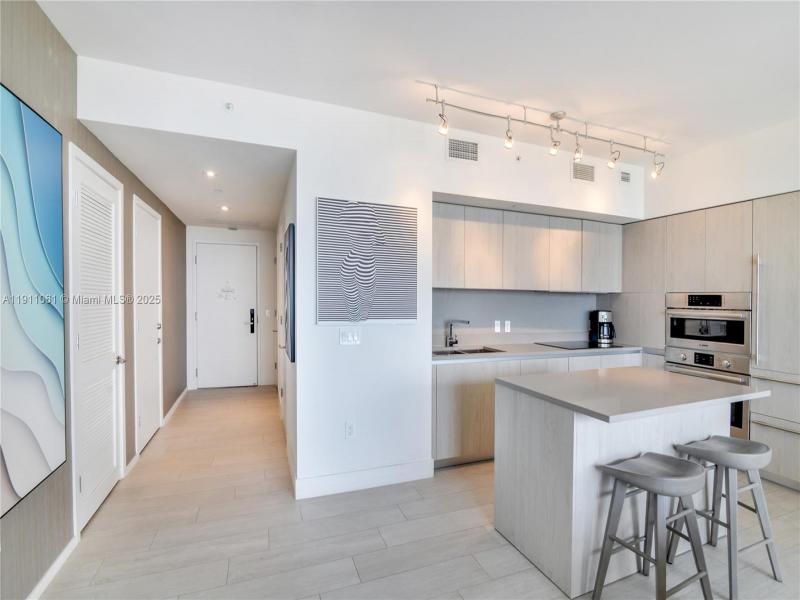 Condo for sale at Hyde Beach House R3206