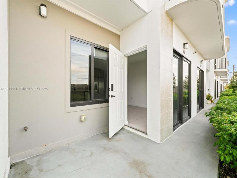 Property photo # 6