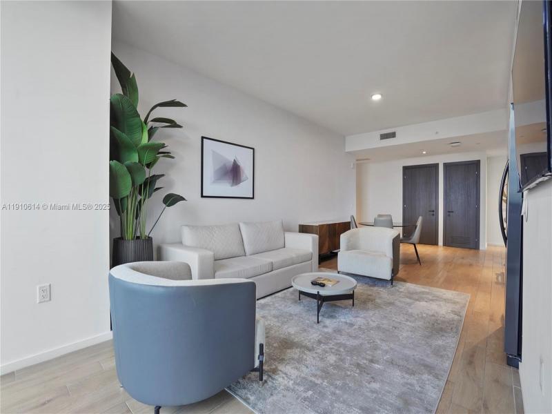 Property photo # 4