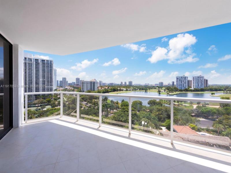 Comprar apartamento en Hamptons West 1009