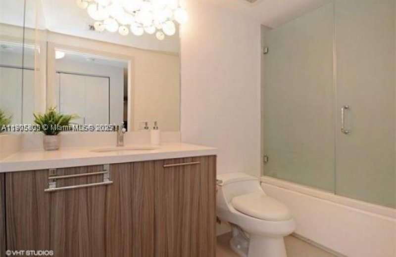 Comprar apartamento no Eden House Condo 1103