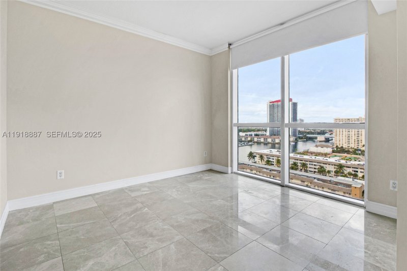 Condo for sale at Ocean Marine Yacht Club 1410