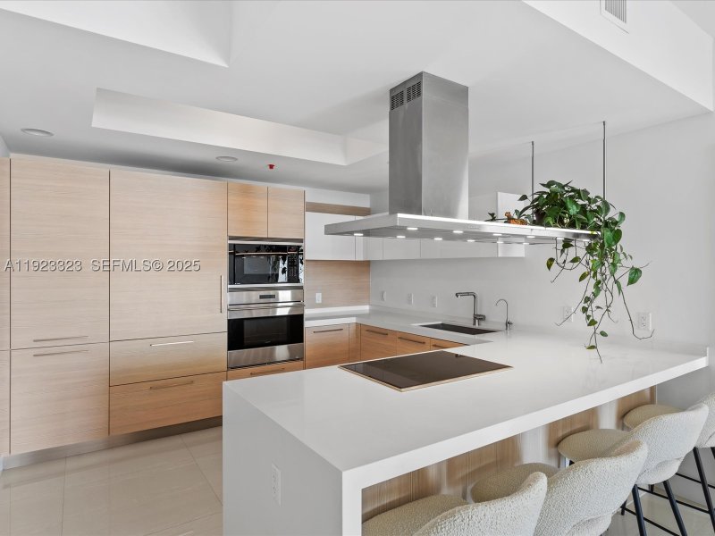 Comprar apartamento en Marina Palms Yacht Club 1104