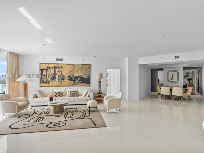Comprar apartamento en Marina Palms Yacht Club 1104