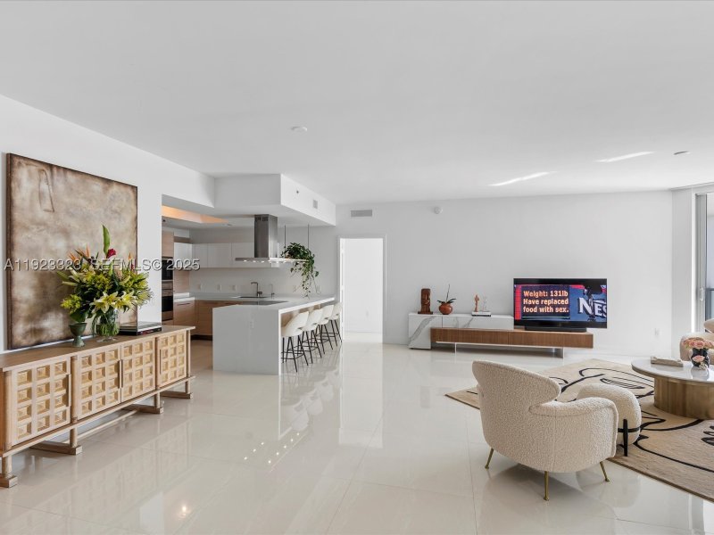 Comprar apartamento en Marina Palms Yacht Club 1104