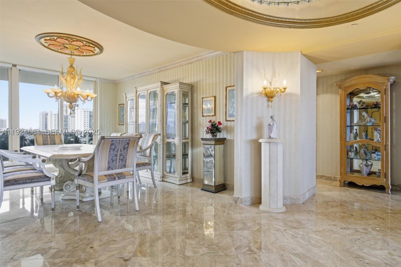 Comprar apartamento en Ocean Two 505