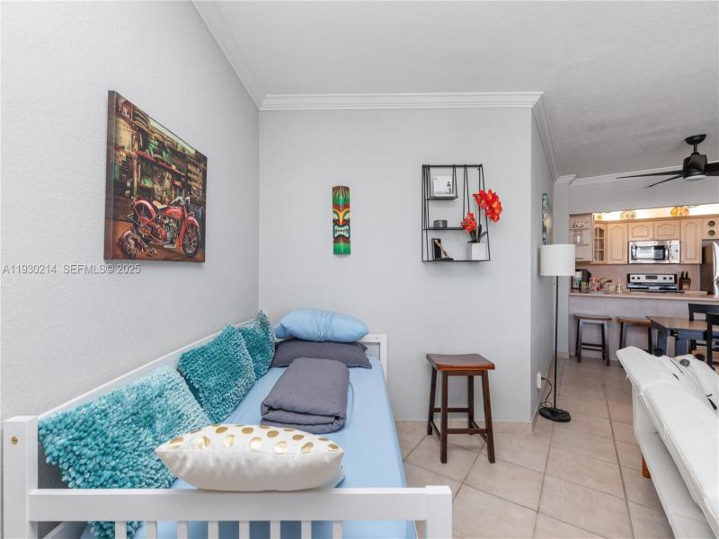 Condo for sale at Sea Air Towers 1421
