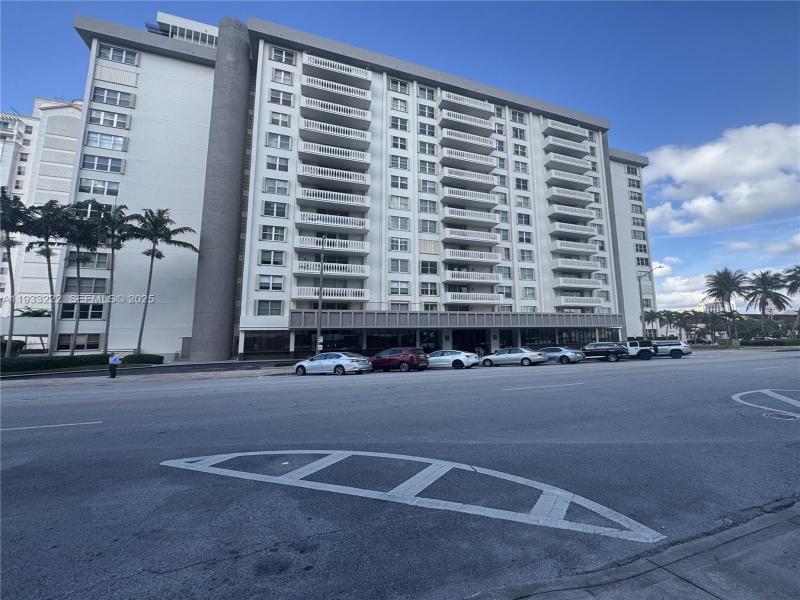 Gables Plaza Apt #1103