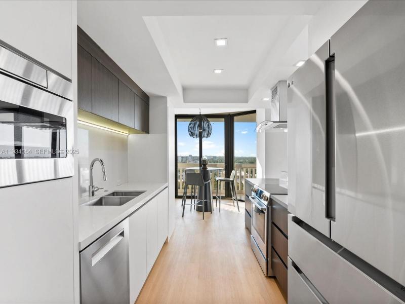 Property photo # 9