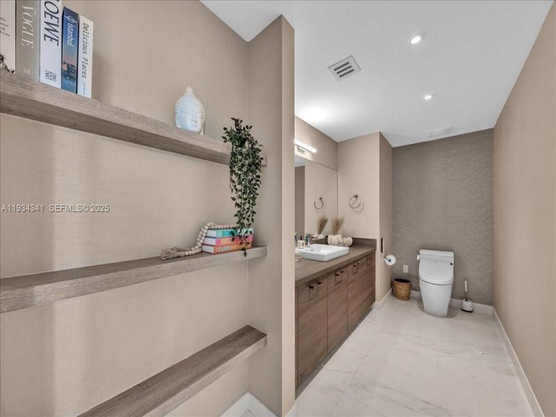 Property photo # 6