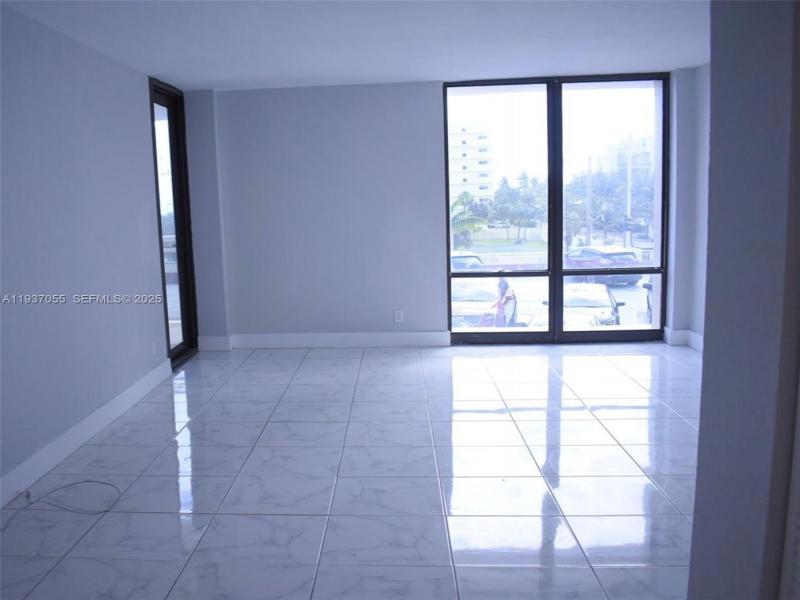 Condo for sale at Allington Towers 3G