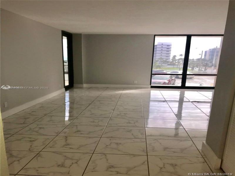 Condo for sale at Allington Towers 3G