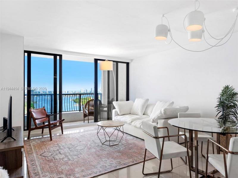 The Venetia Apt #26B