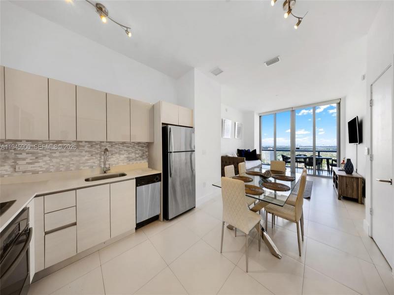 Property photo # 6