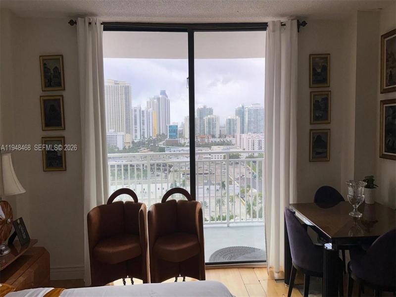 Condo for sale at Winston Towers 1909