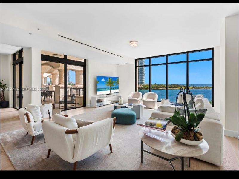 Condo for sale at Palazzo Del Sol 7055
