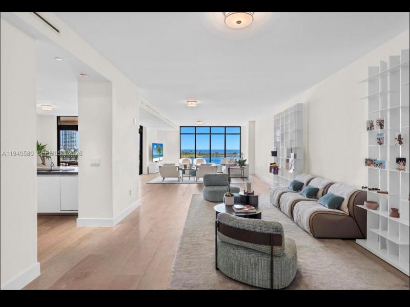 Condo for sale at Palazzo Del Sol 7055