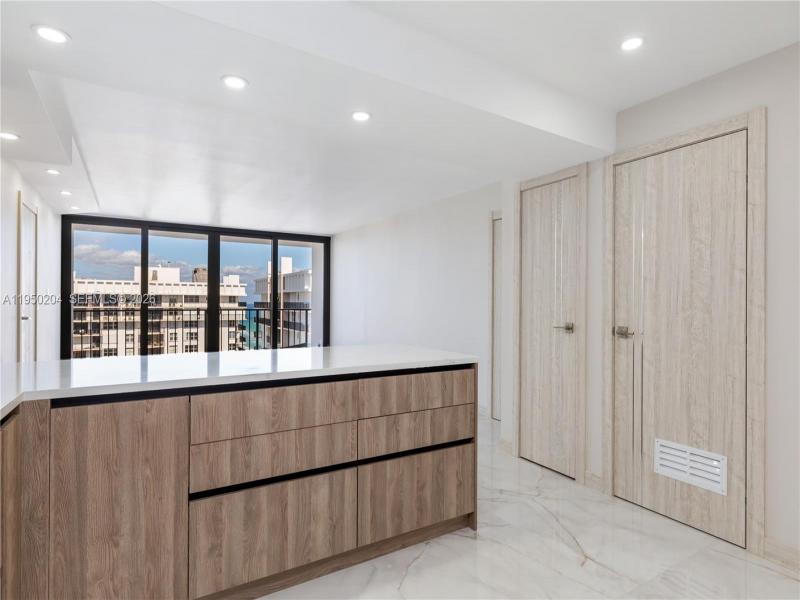 Condo for sale at Britannia at Quadomain PH-A4