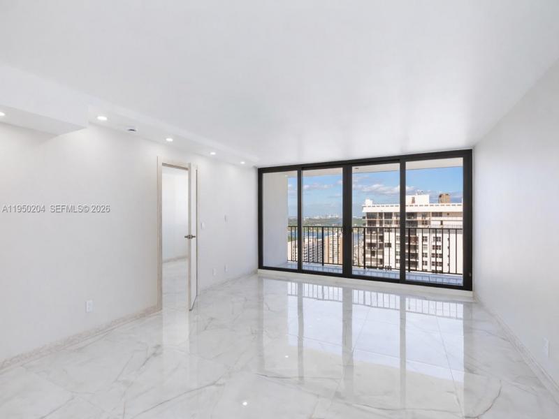 Condo for sale at Britannia at Quadomain PH-A4