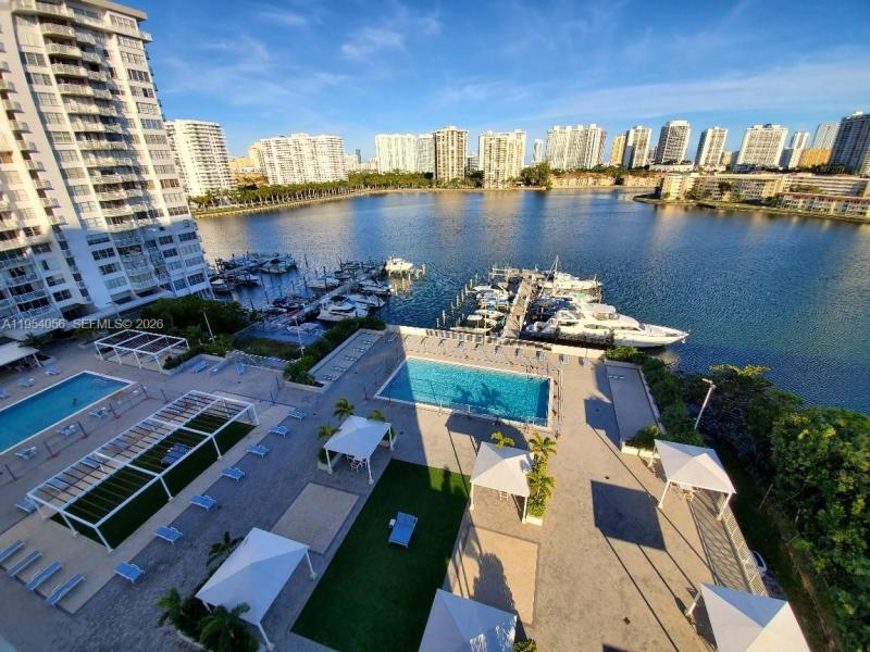 Comprar apartamento no Del Prado South Tower 1405