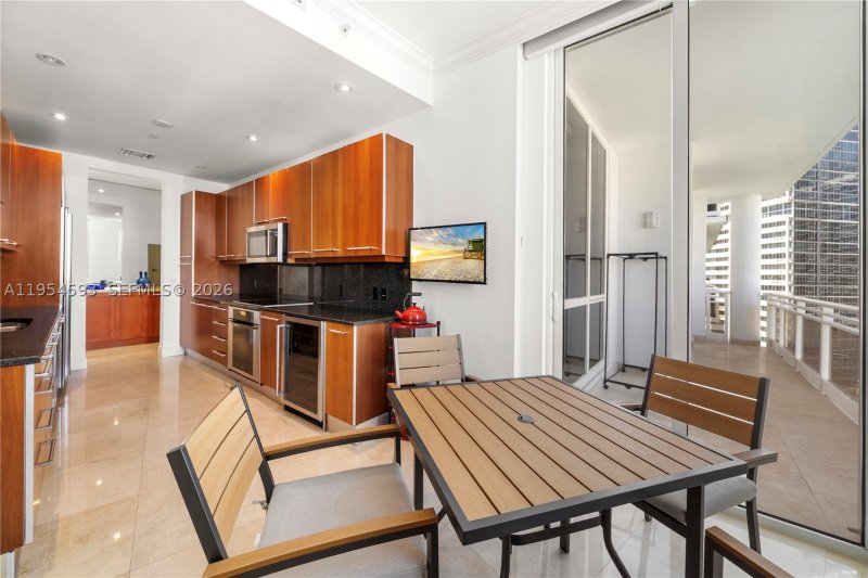Comprar apartamento no Carbonell 3706