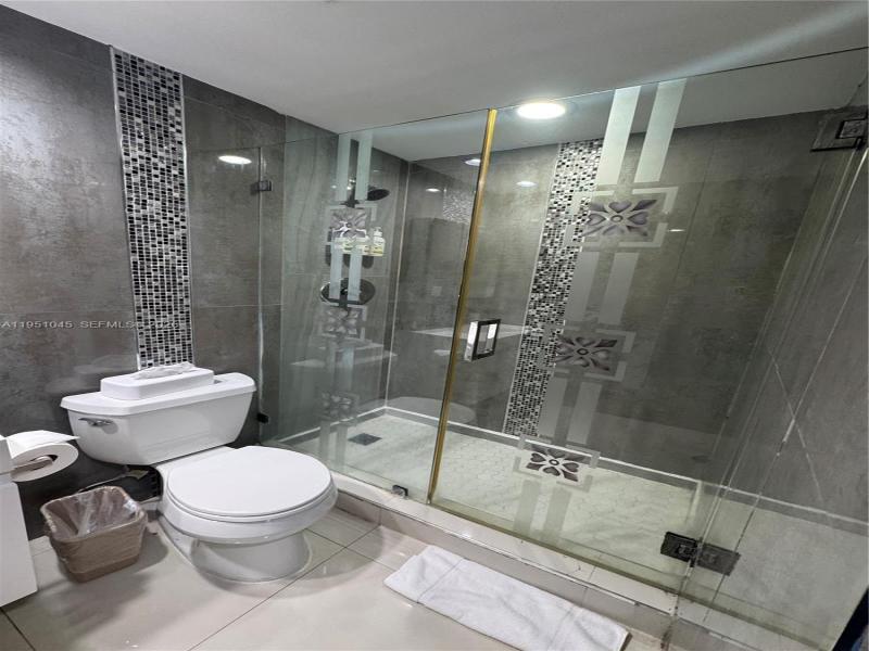 Condo for sale at Aventura Beach Club 1130