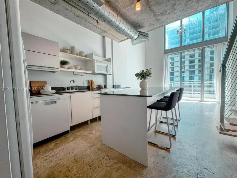 Property photo # 4