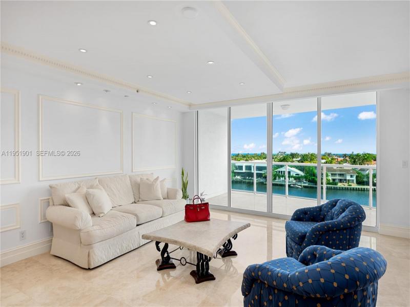 Comprar apartamento en Hamptons South 608