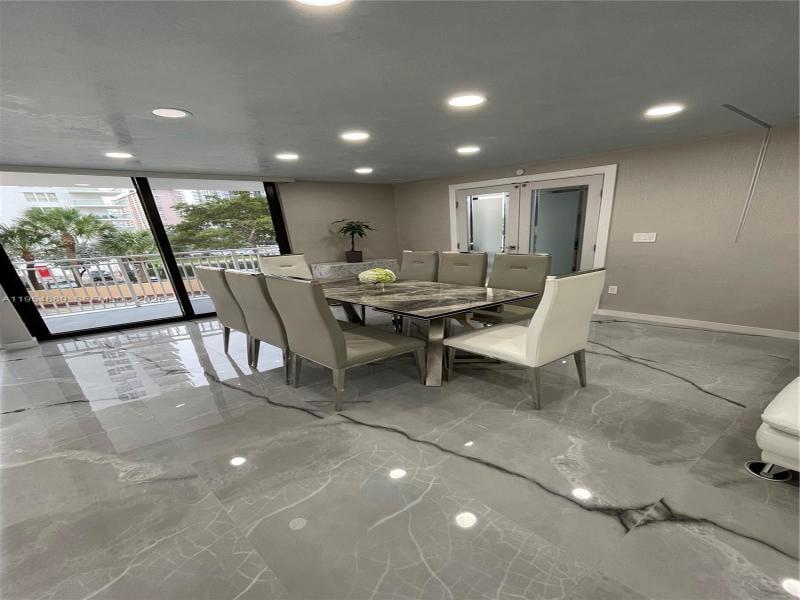 Comprar apartamento en Winston Towers 309