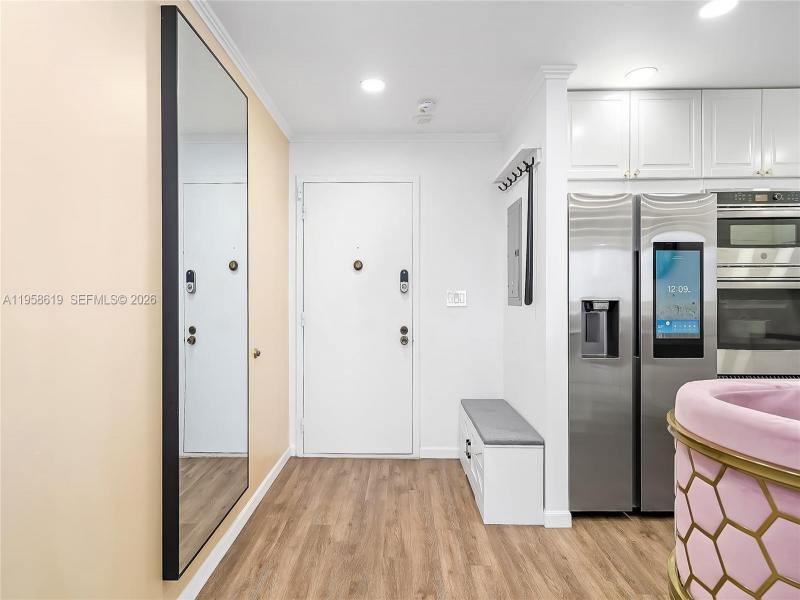 Condo for sale at Olympus Towers 604
