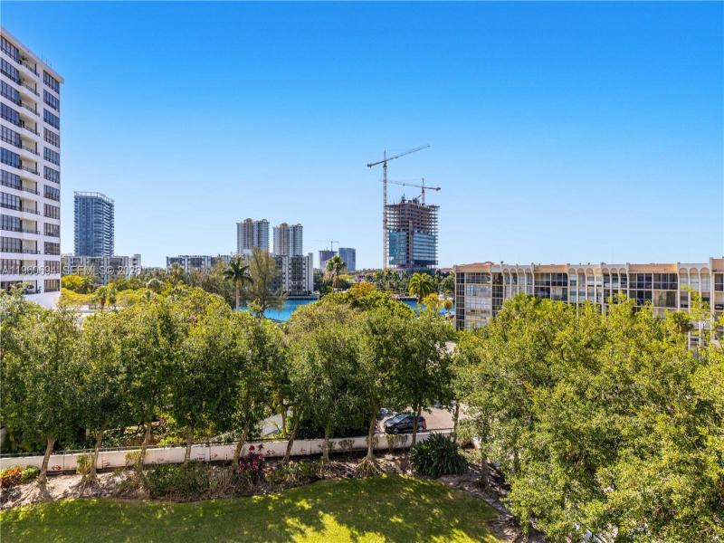 Condo for sale at Olympus Towers 411
