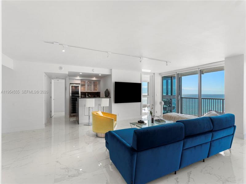Comprar apartamento no Mirasol Ocean Towers PH06/08