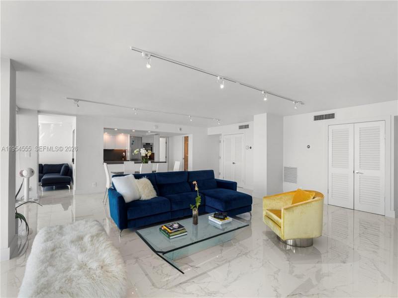 Comprar apartamento no Mirasol Ocean Towers PH06/08