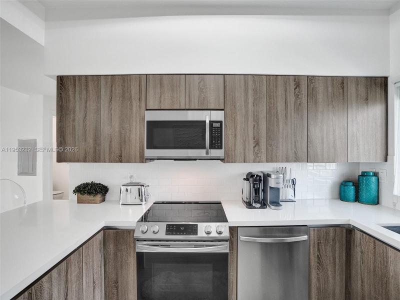 Property photo # 9