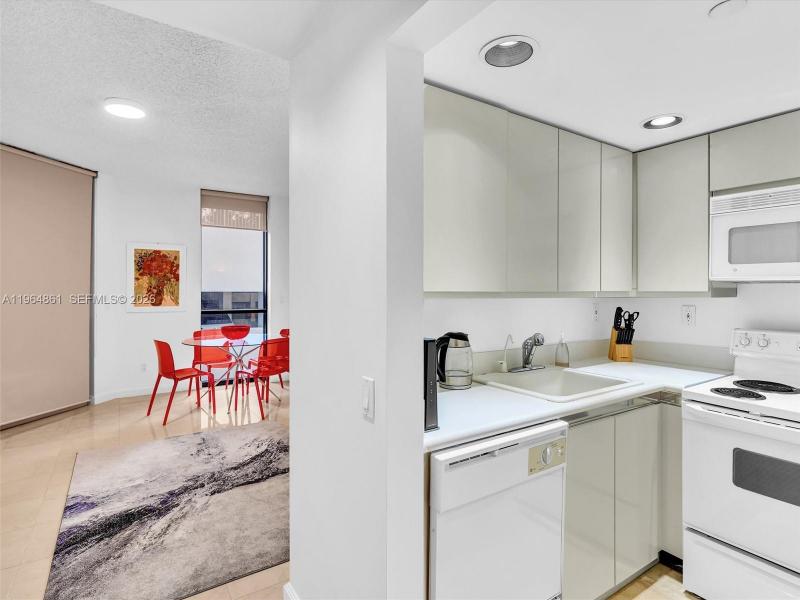 Property photo # 4