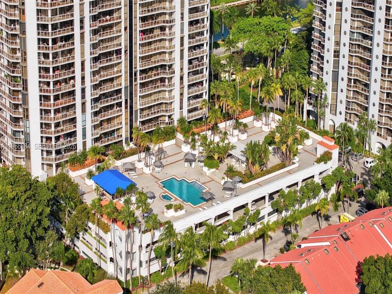 Comprar apartamento en Harbor Tower at Waterways 703