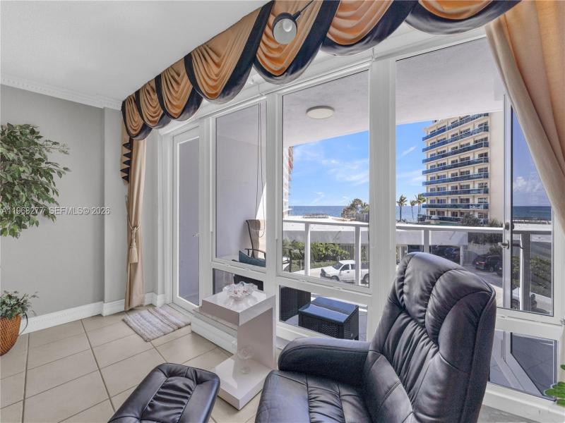 Condo for sale at The Galleon 202