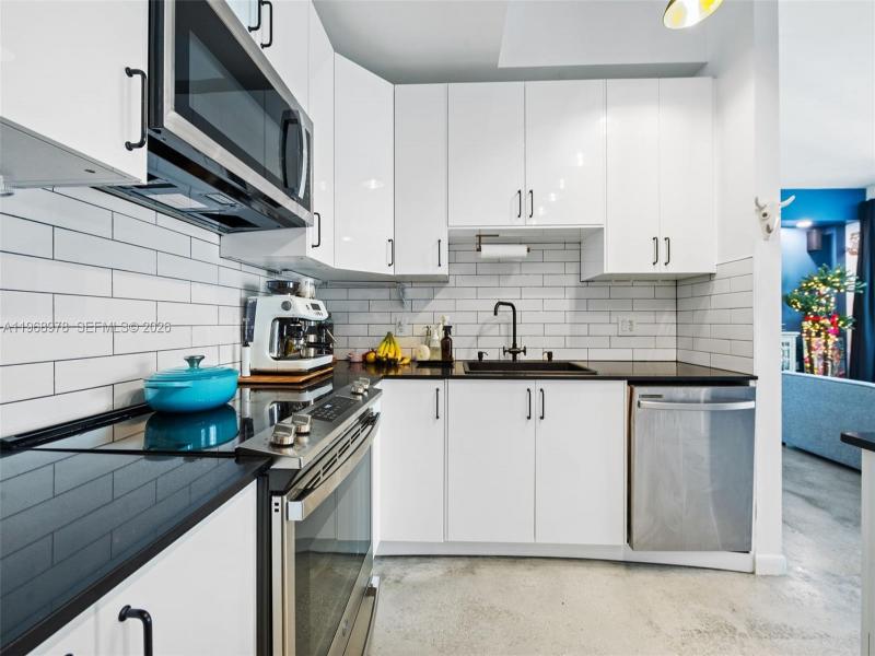 Property photo # 8