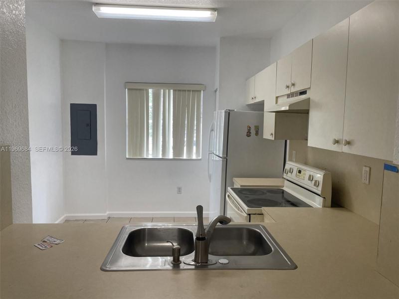 Property photo # 6