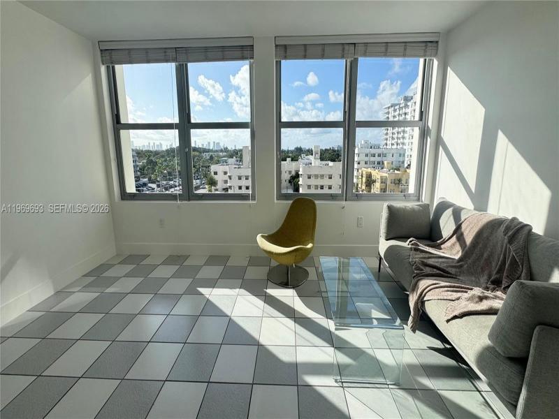 Comprar apartamento en Triton Towers 740