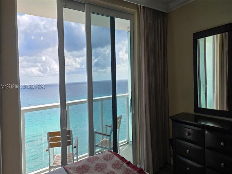 Comprar apartamento no Aventura Beach Club 1011